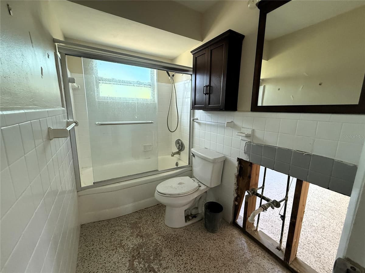 102 158TH AVENUE — photo 8 of 29