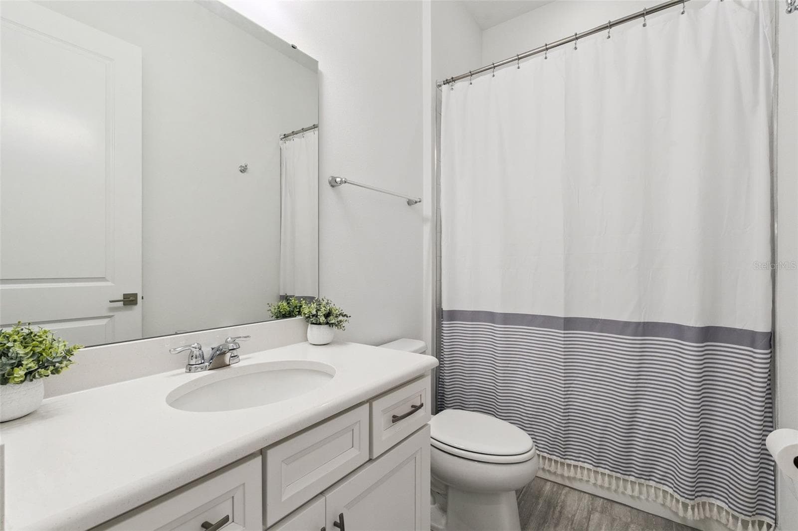 15037 LAKE BESSIE LOOP — photo 21 of 35
