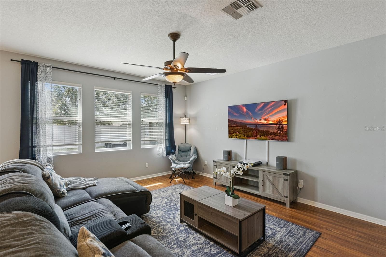 3809 ENCHANTMENT LANE — photo 8 of 39
