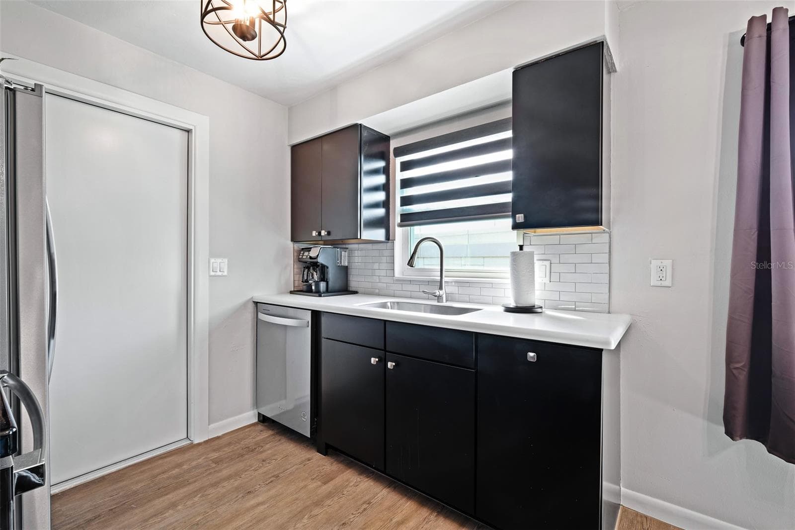 2910 DADE AVENUE — photo 31 of 39