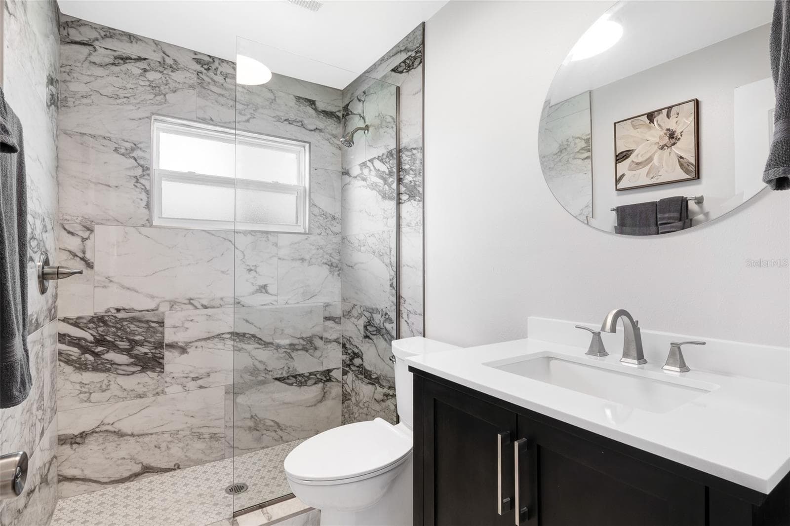 2910 DADE AVENUE — photo 15 of 39