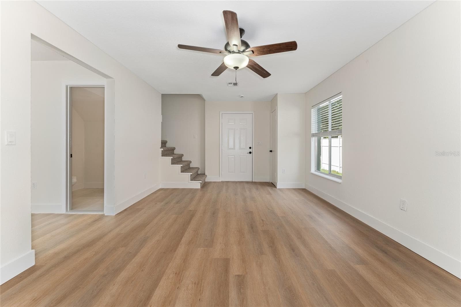 1457 MARIGOLD DRIVE — photo 5 of 28