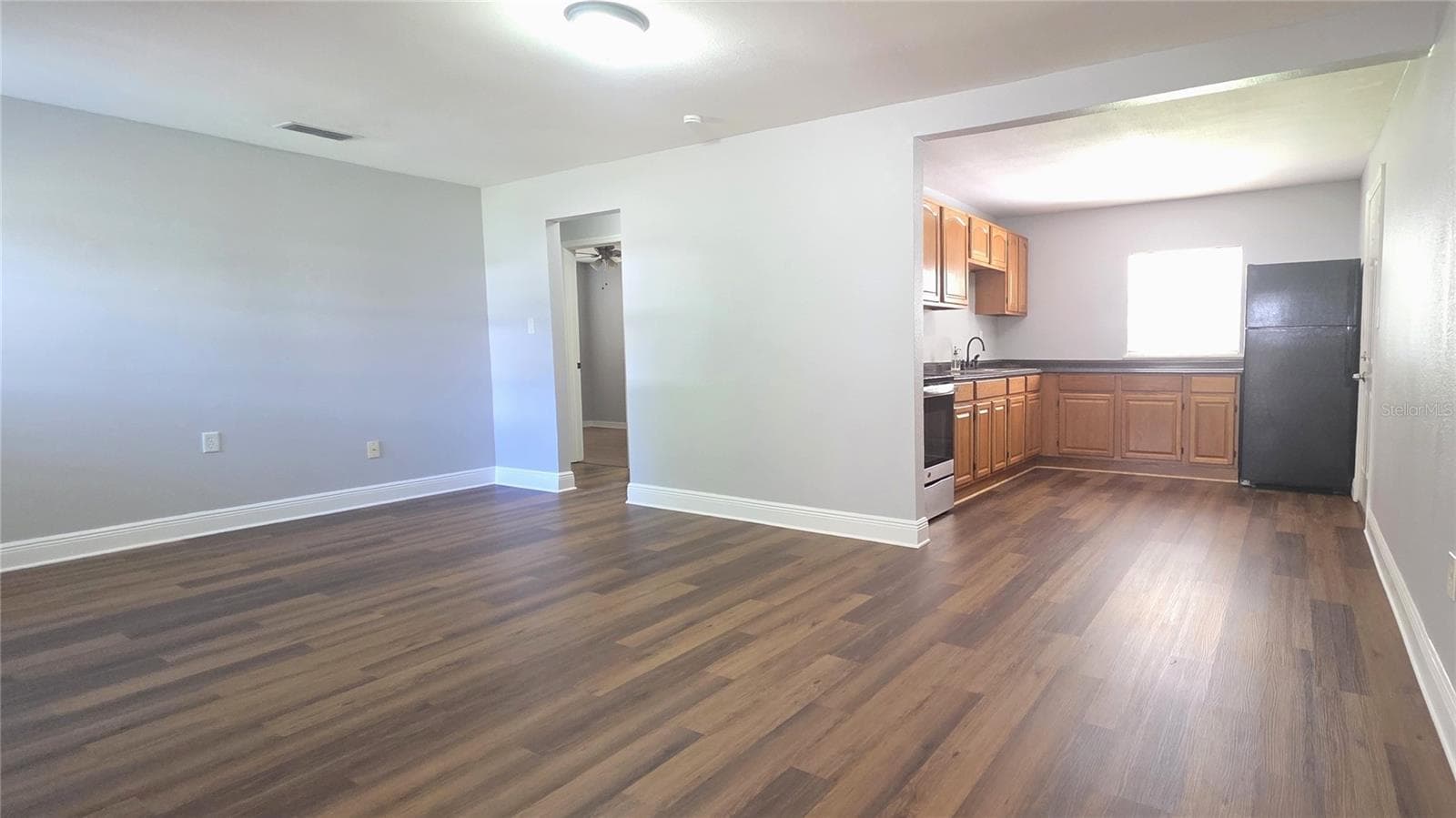 4110 LEONARD STREET — photo 6 of 48