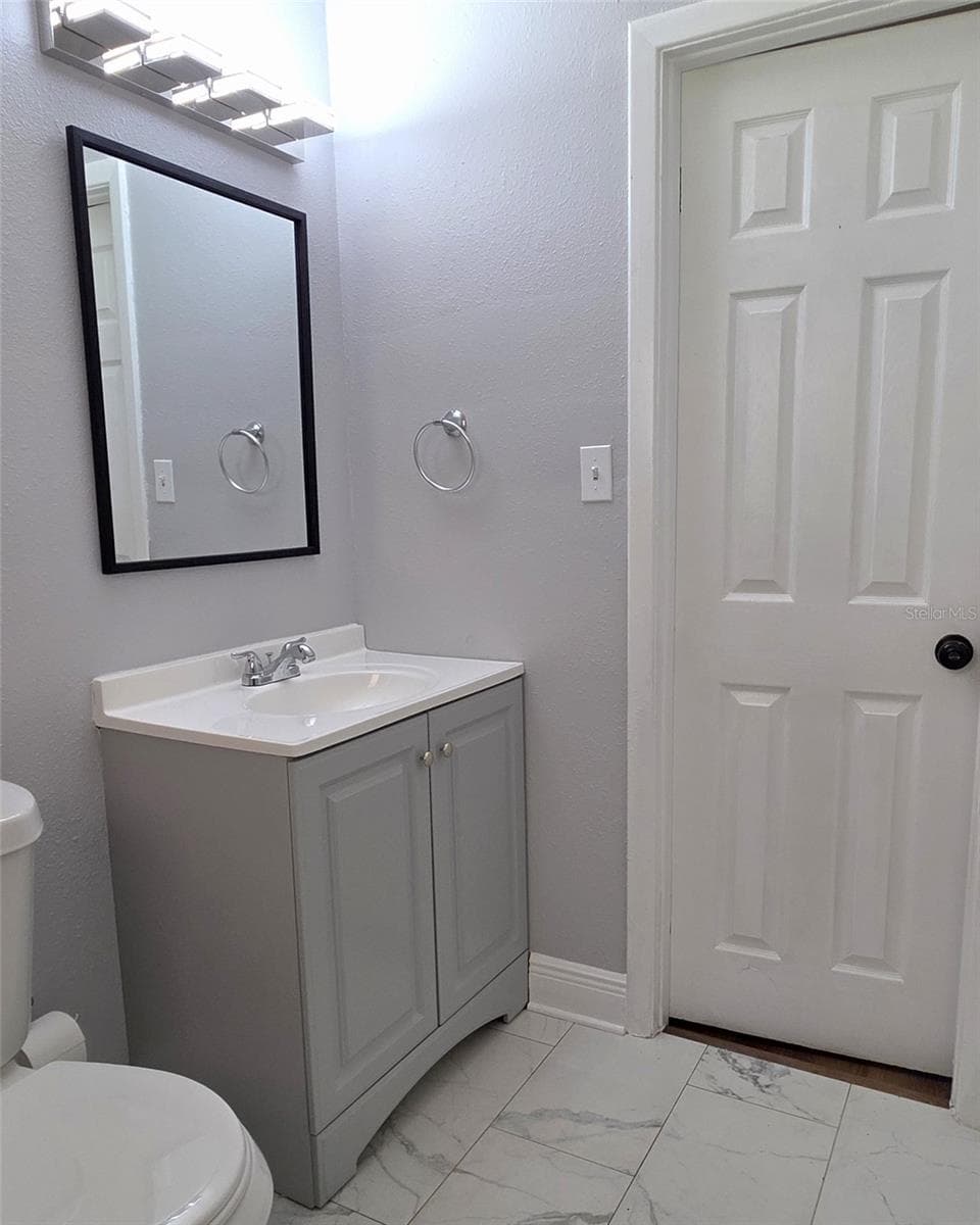 4110 LEONARD STREET — photo 20 of 48