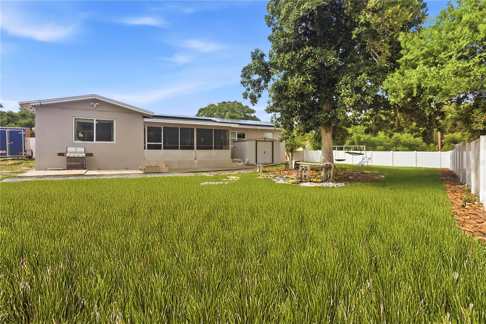 2067 BARLINGTON DRIVE — photo 13 of 41