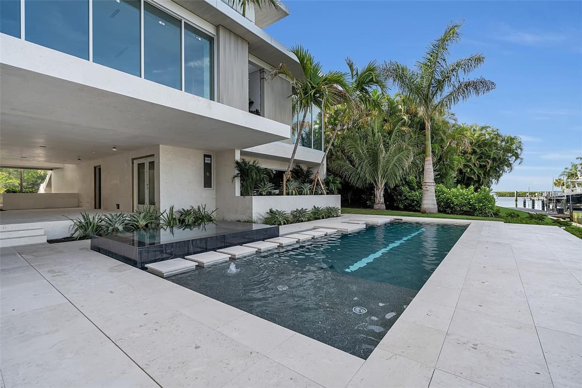 500 HARBOR COVE CIRCLE — photo 11 of 15