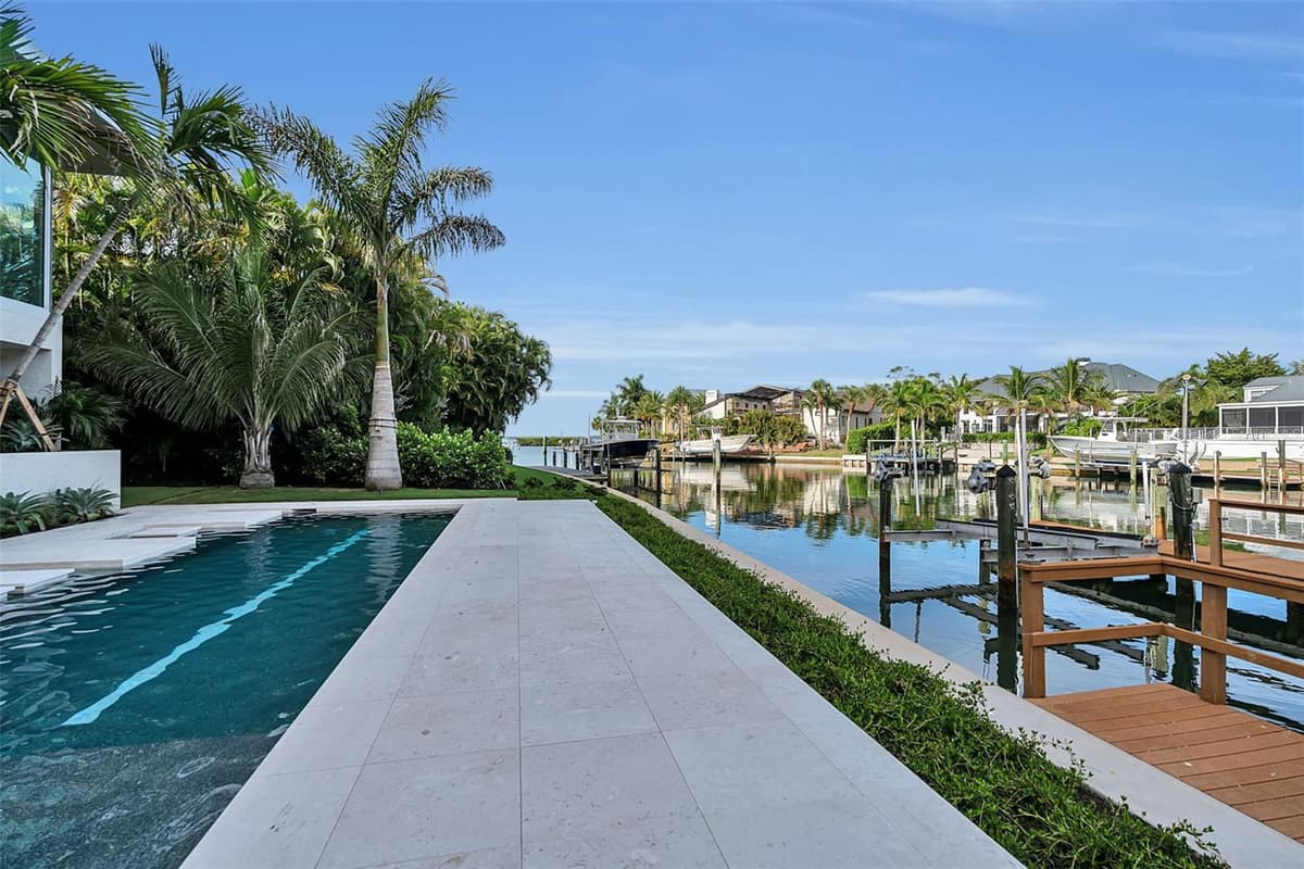 500 HARBOR COVE CIRCLE — photo 10 of 15