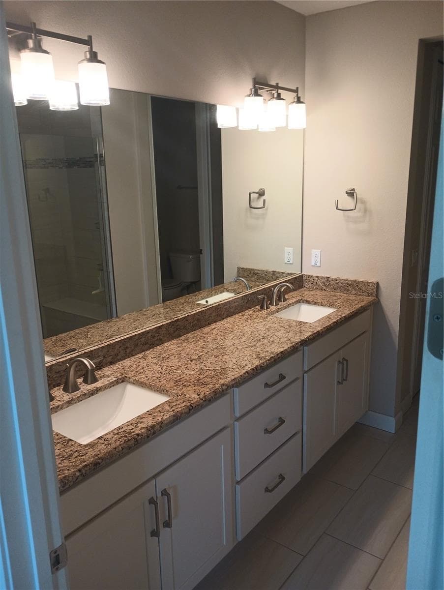933 BRUTUS TERRACE — photo 6 of 12