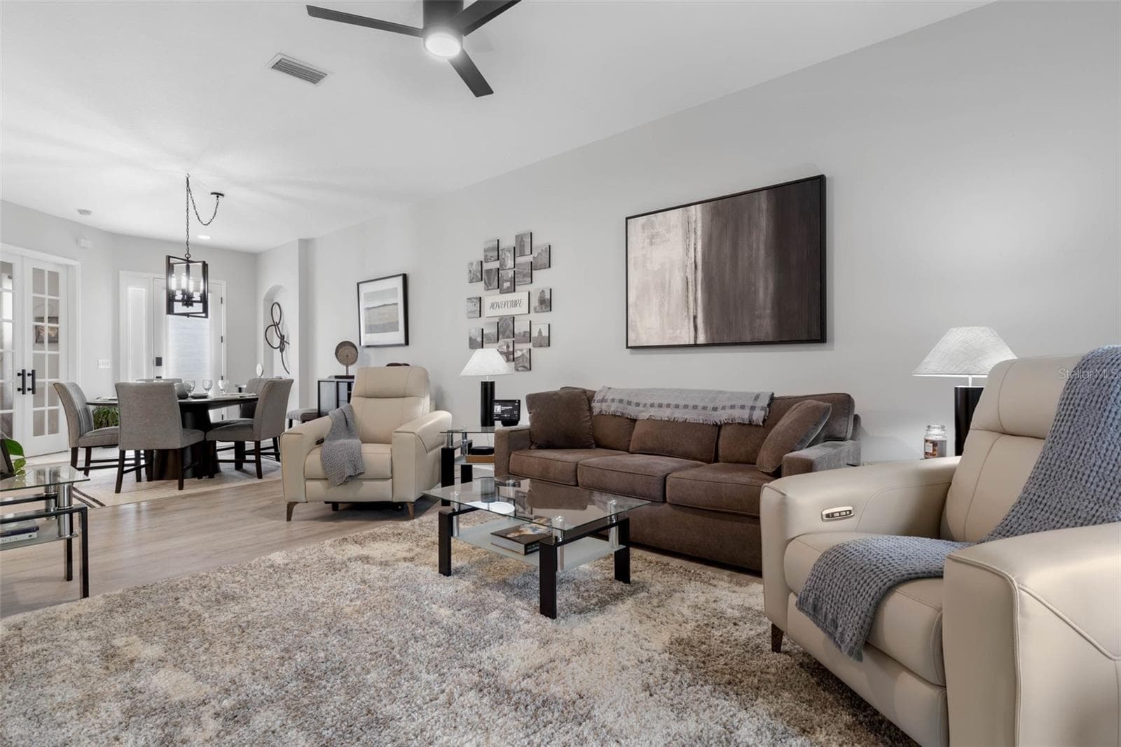 1117 HANSBERRY COURT — photo 9 of 57