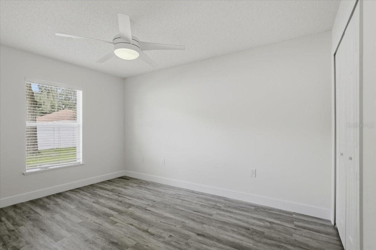 41 ZEPHYR LILY TRAIL — photo 48 of 61