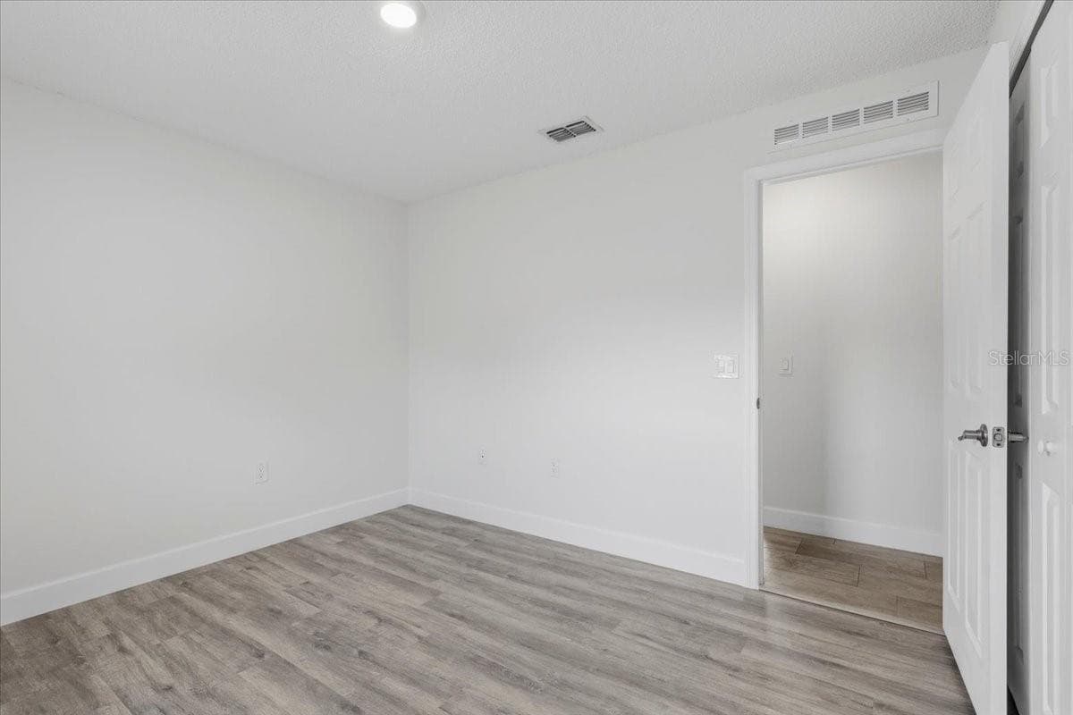 41 ZEPHYR LILY TRAIL — photo 42 of 61