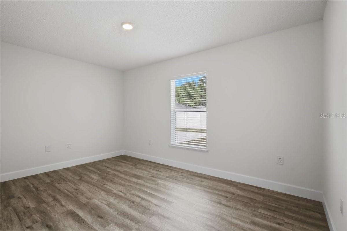 41 ZEPHYR LILY TRAIL — photo 40 of 61