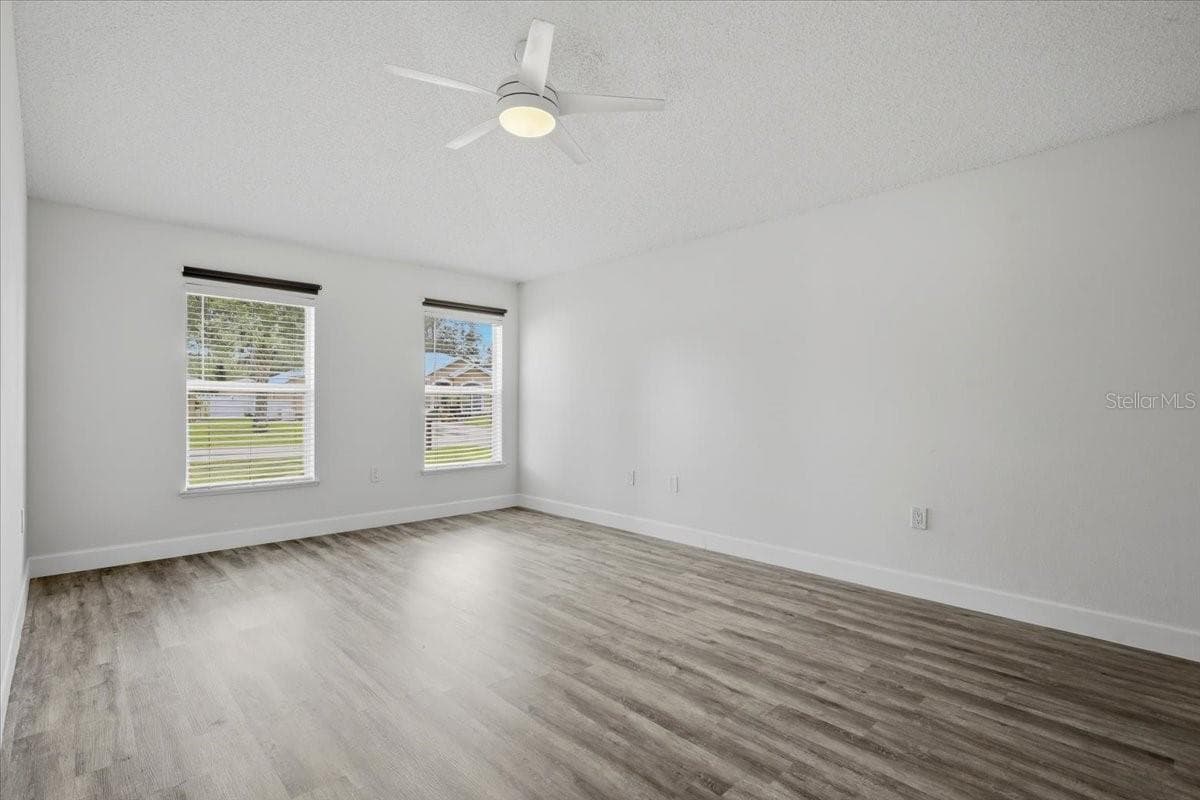41 ZEPHYR LILY TRAIL — photo 31 of 61