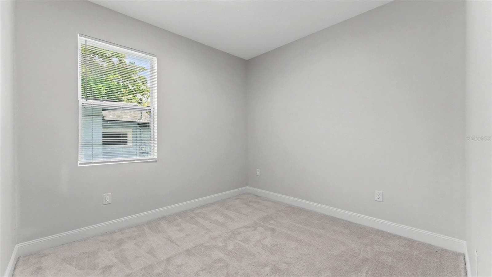 1305 PARKER STREET — photo 28 of 38