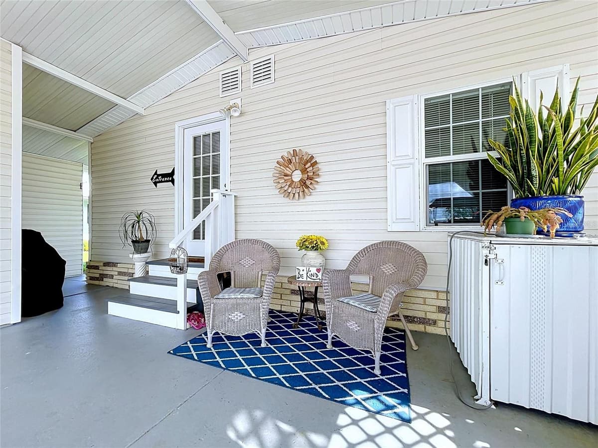 2055 FLORAL AVENUE — photo 48 of 54