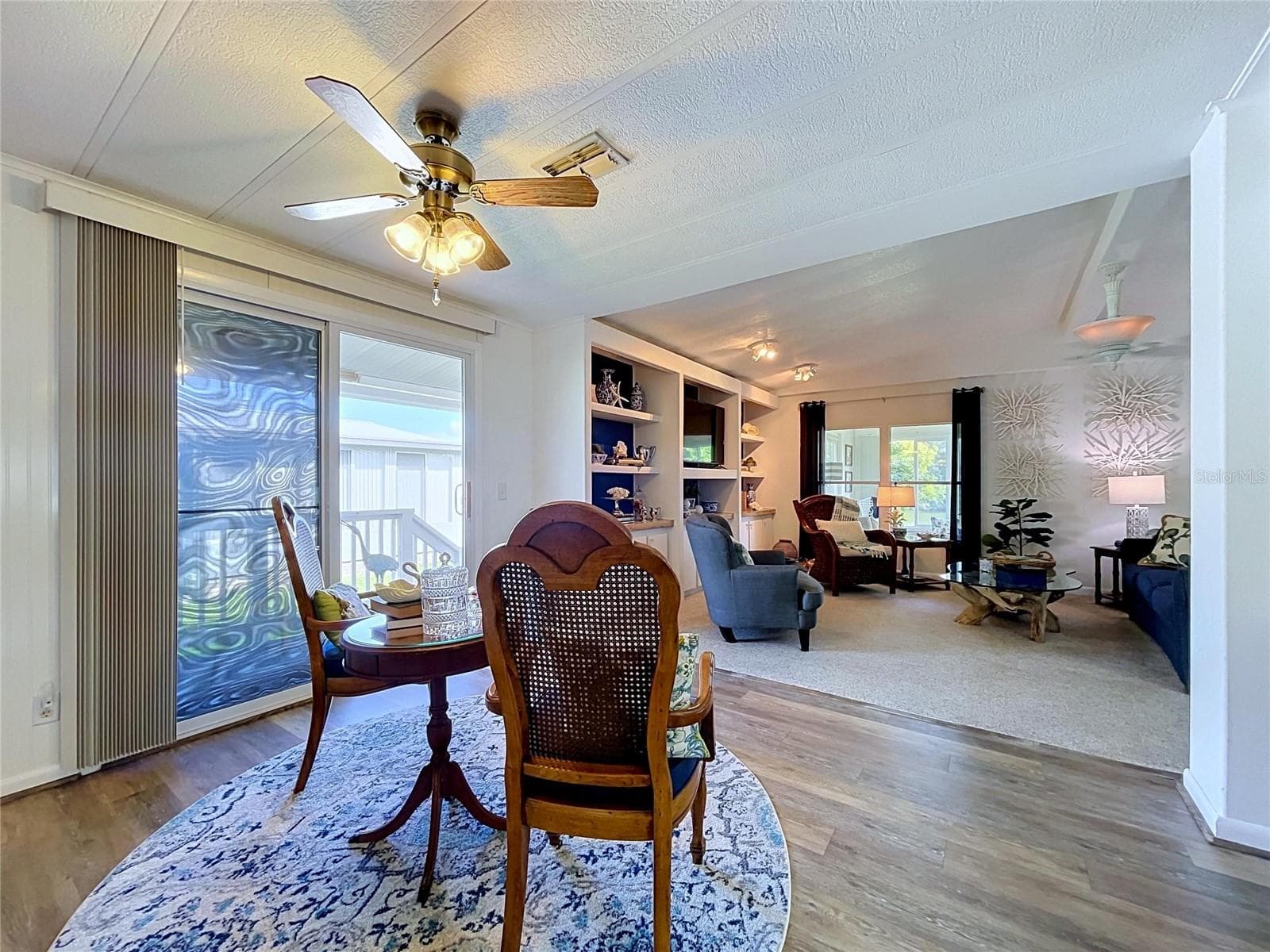 2055 FLORAL AVENUE — photo 11 of 55