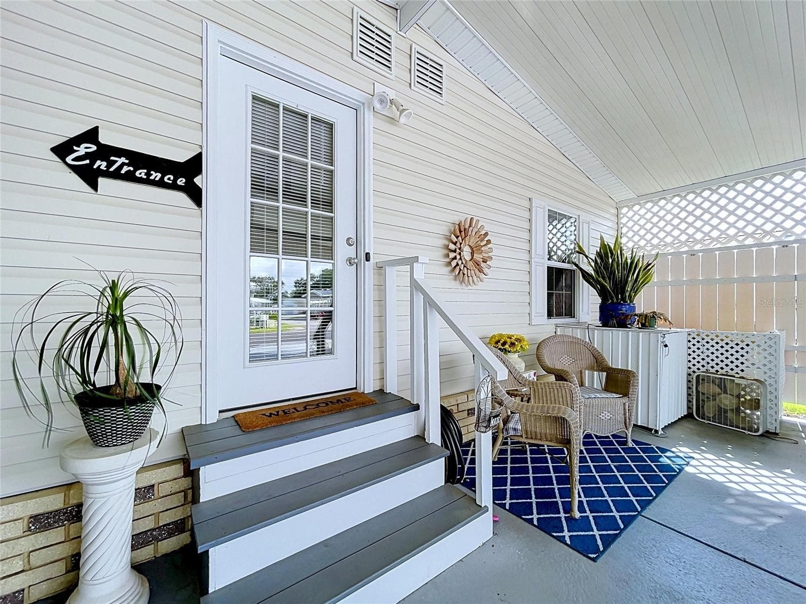 2055 FLORAL AVENUE — photo 47 of 55