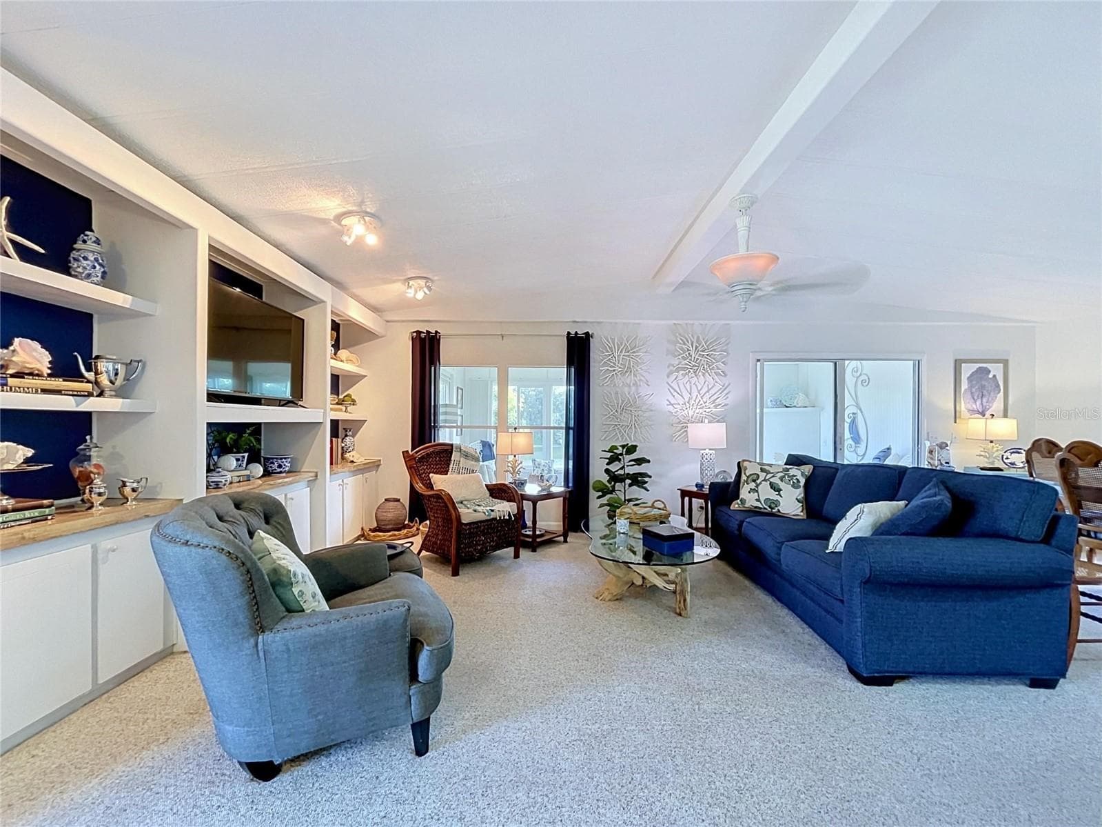 2055 FLORAL AVENUE — photo 13 of 55