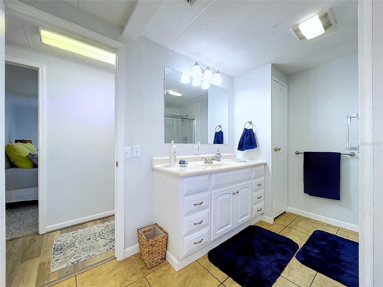 2055 FLORAL AVENUE — photo 41 of 55