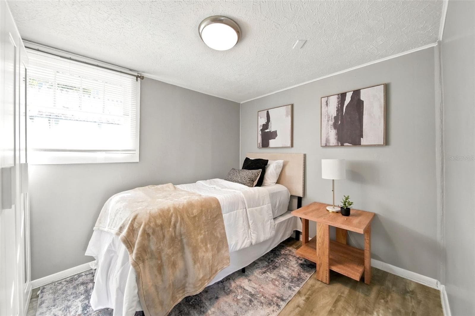 109 BASS STREET — photo 9 of 20