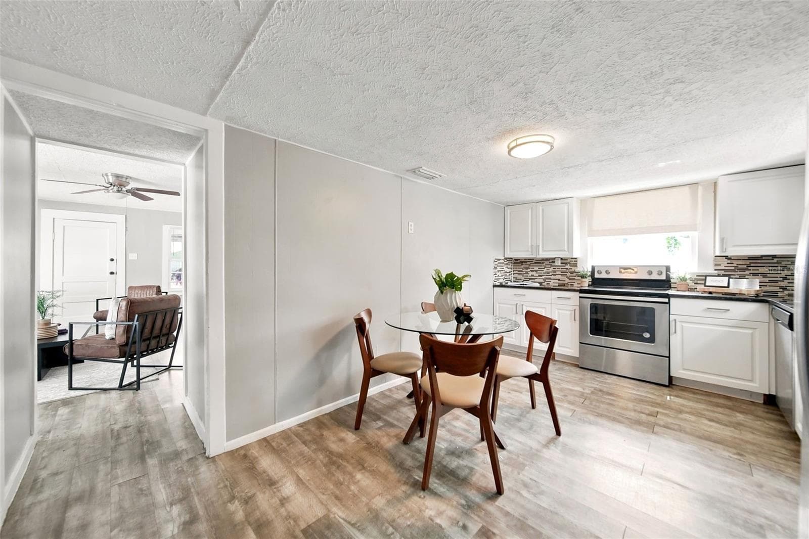 109 BASS STREET — photo 14 of 20