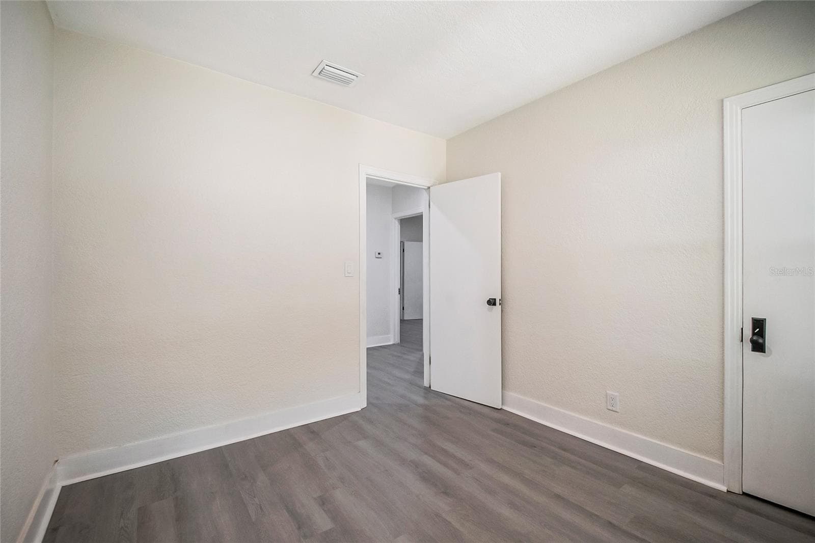 1504 LINE STREET — photo 47 of 51