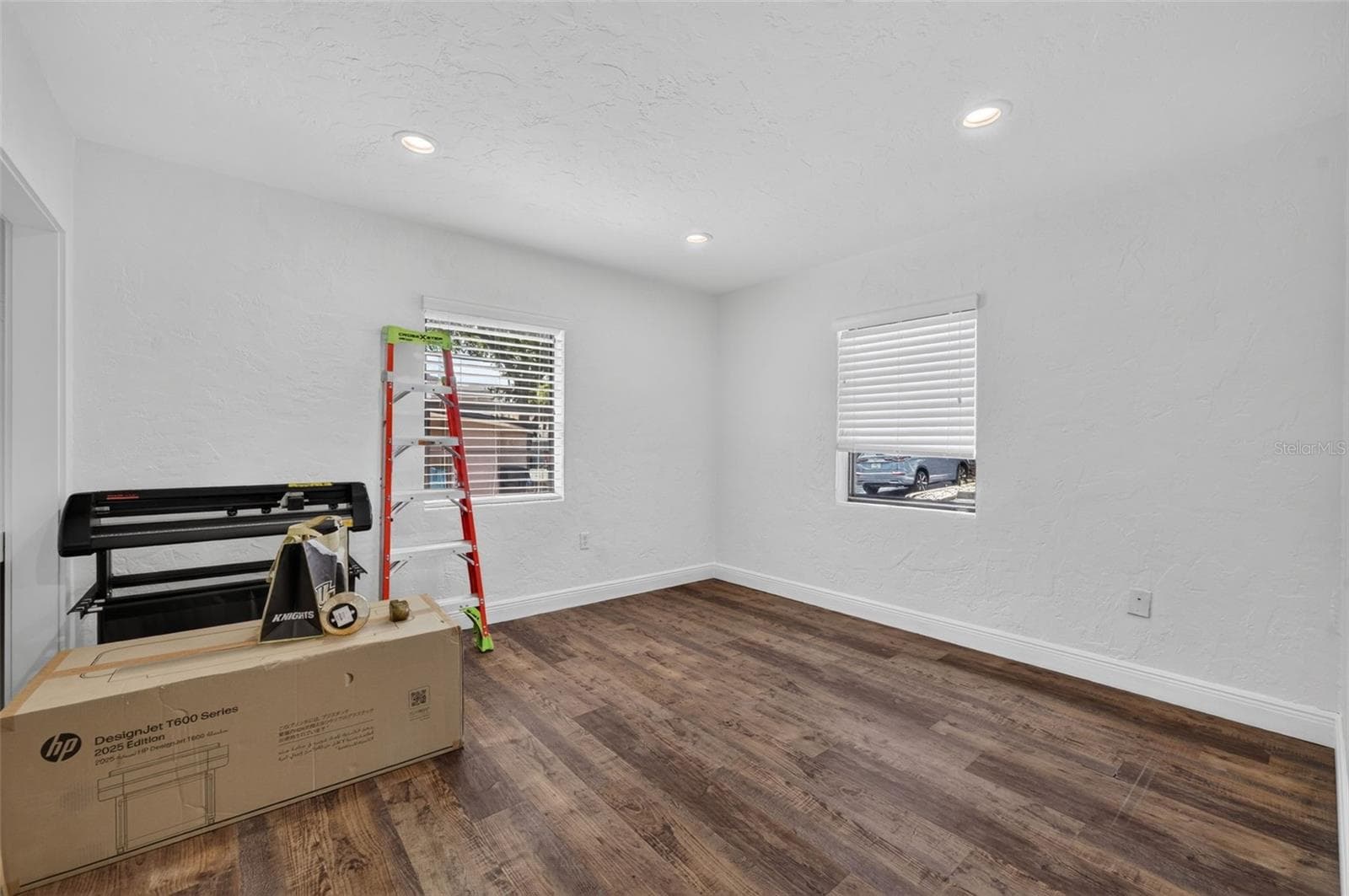229 PASADENA PLACE — photo 12 of 16