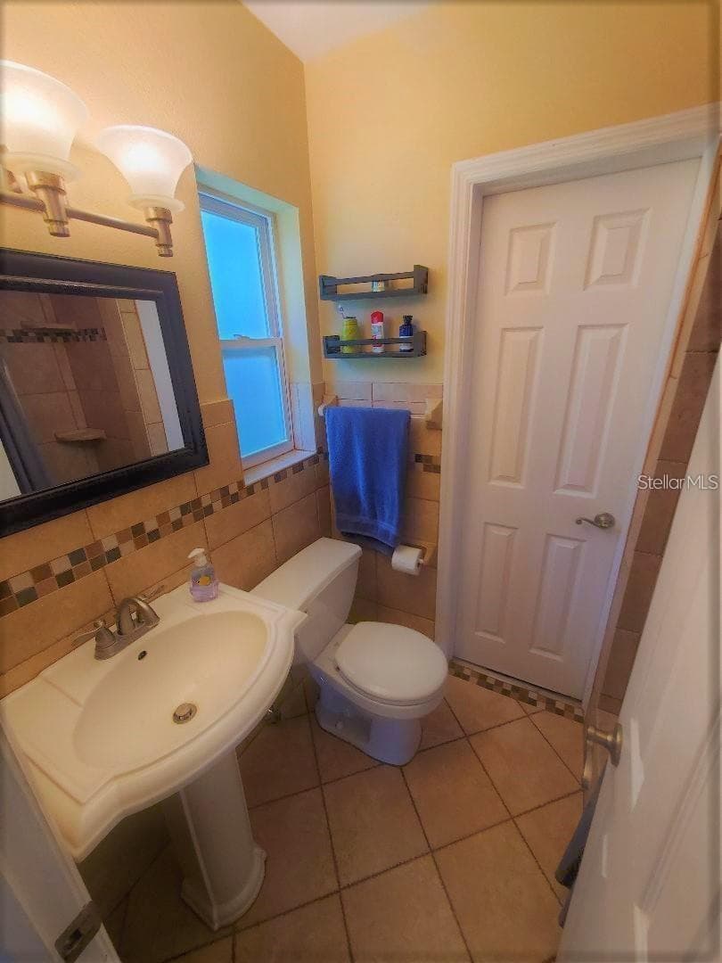 1637 WHITEWOOD DRIVE — photo 15 of 22
