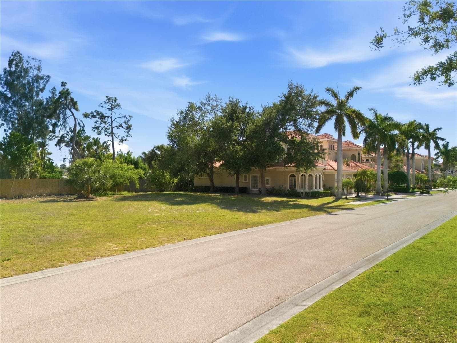 1740 ASSISI DRIVE — photo 11 of 17