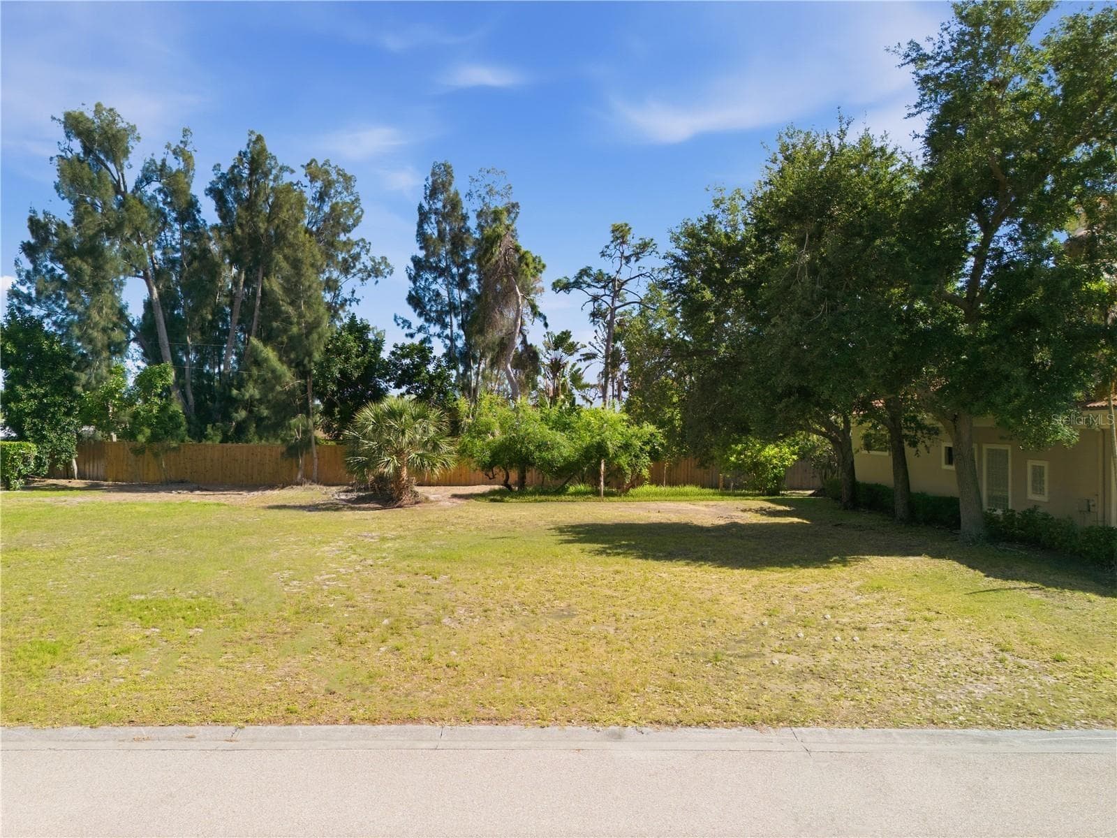 1740 ASSISI DRIVE — photo 10 of 17