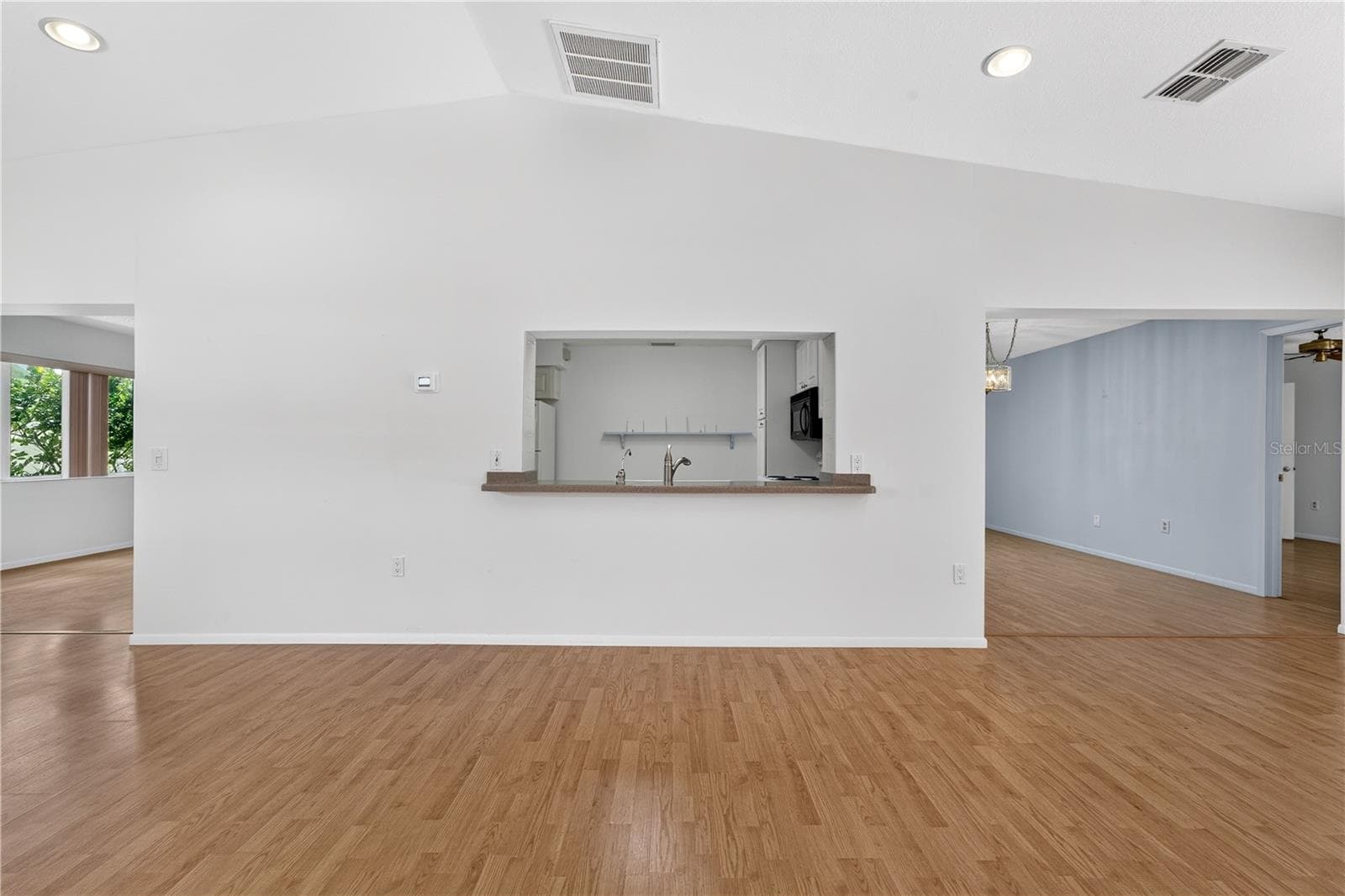 13004 SERPENTINE DRIVE — photo 26 of 53