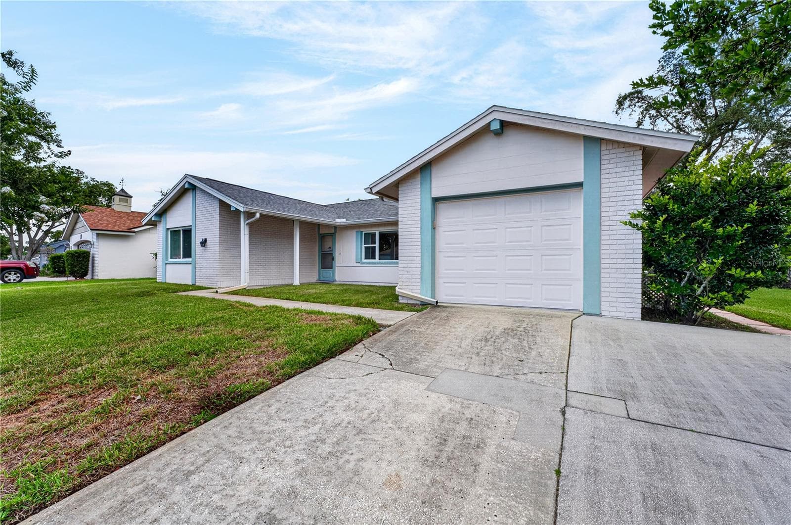 13004 SERPENTINE DRIVE — photo 3 of 53