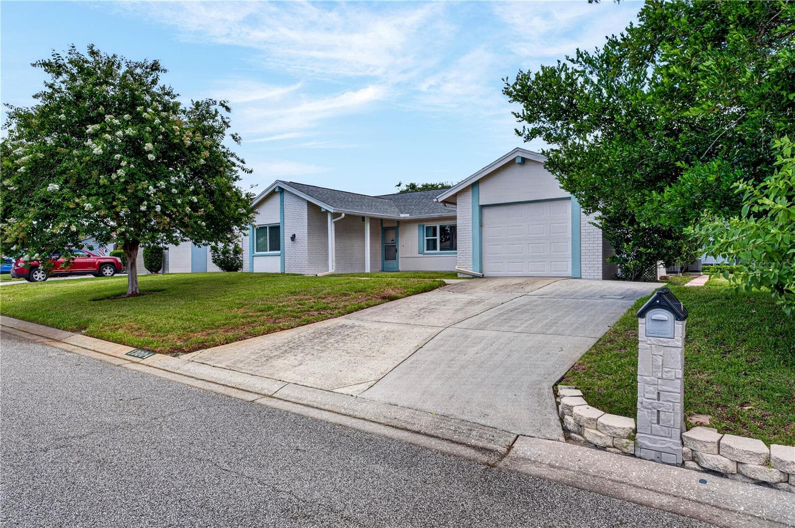 13004 SERPENTINE DRIVE — photo 4 of 53
