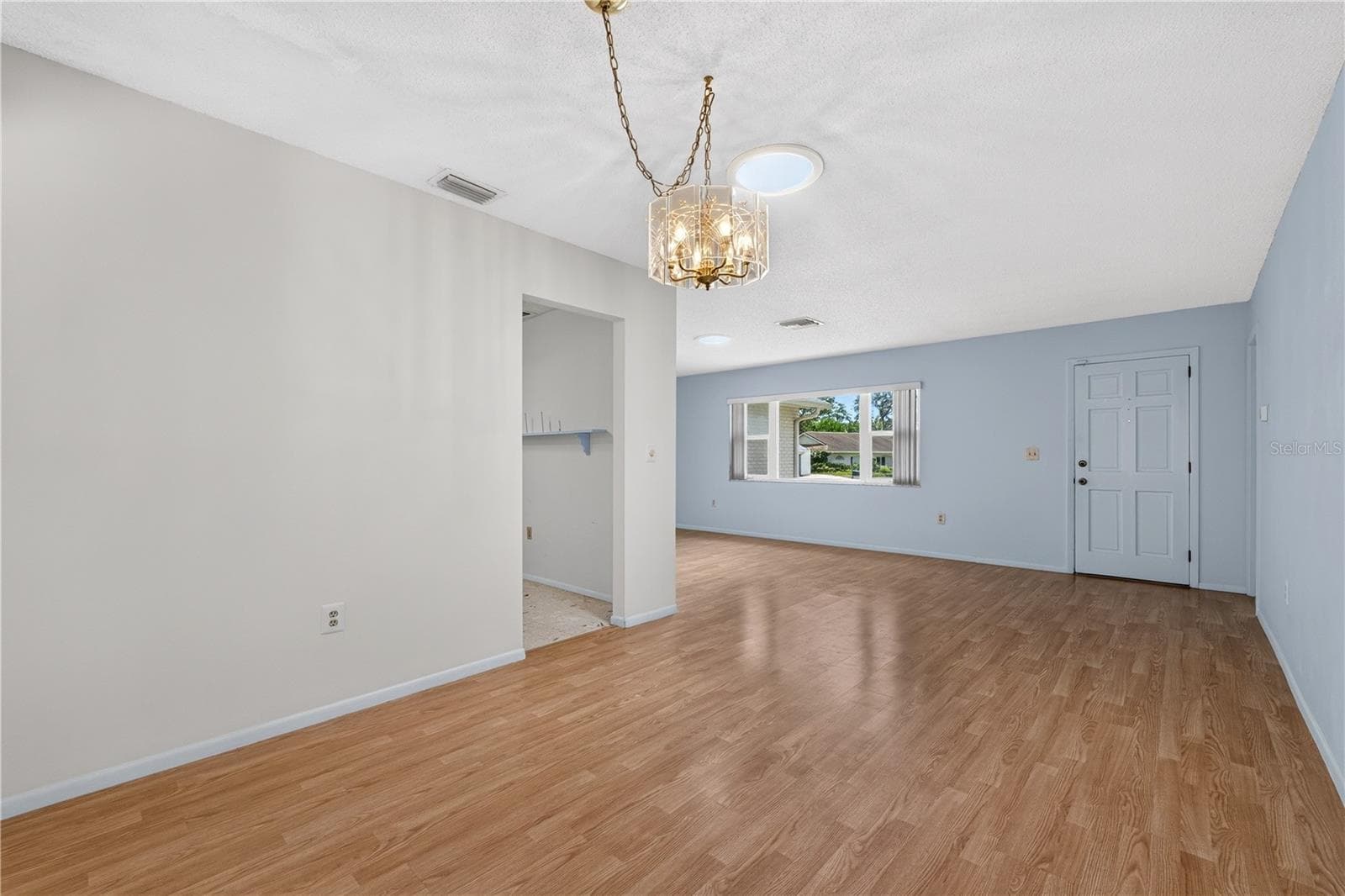 13004 SERPENTINE DRIVE — photo 22 of 53