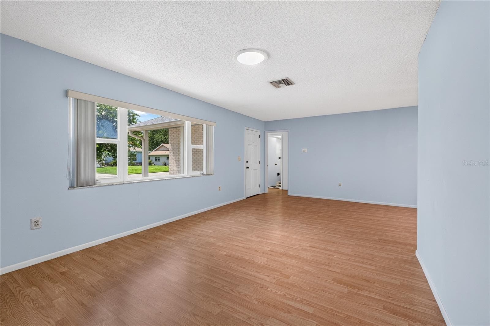 13004 SERPENTINE DRIVE — photo 17 of 53
