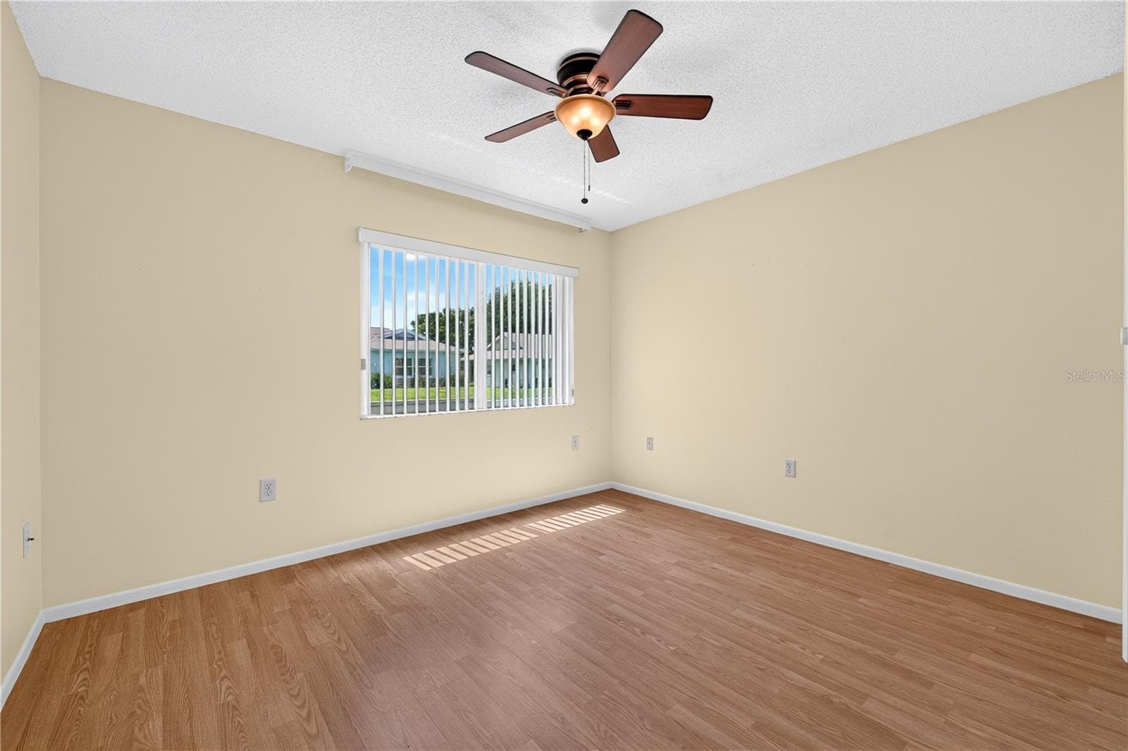 13004 SERPENTINE DRIVE — photo 19 of 53