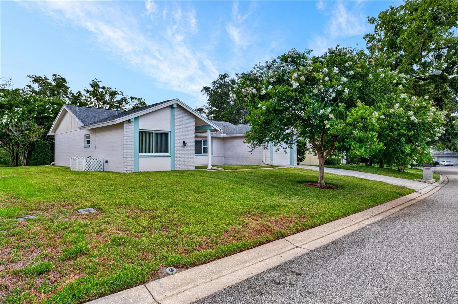 13004 SERPENTINE DRIVE — photo 6 of 53