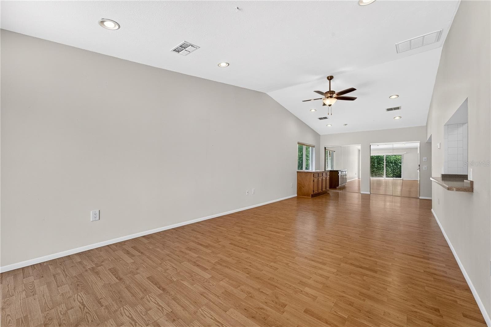 13004 SERPENTINE DRIVE — photo 23 of 53