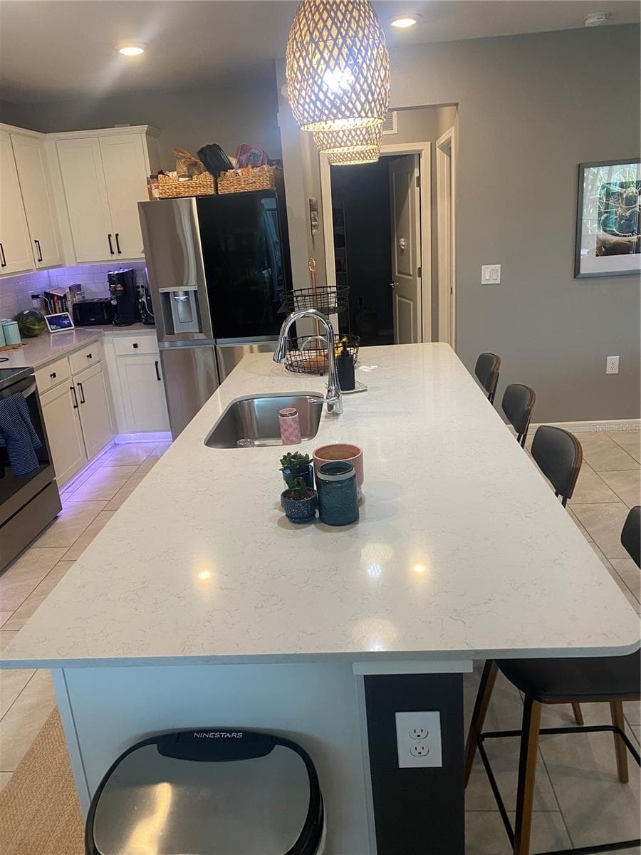 9126 ROYAL RIVER CIRCLE — photo 19 of 53
