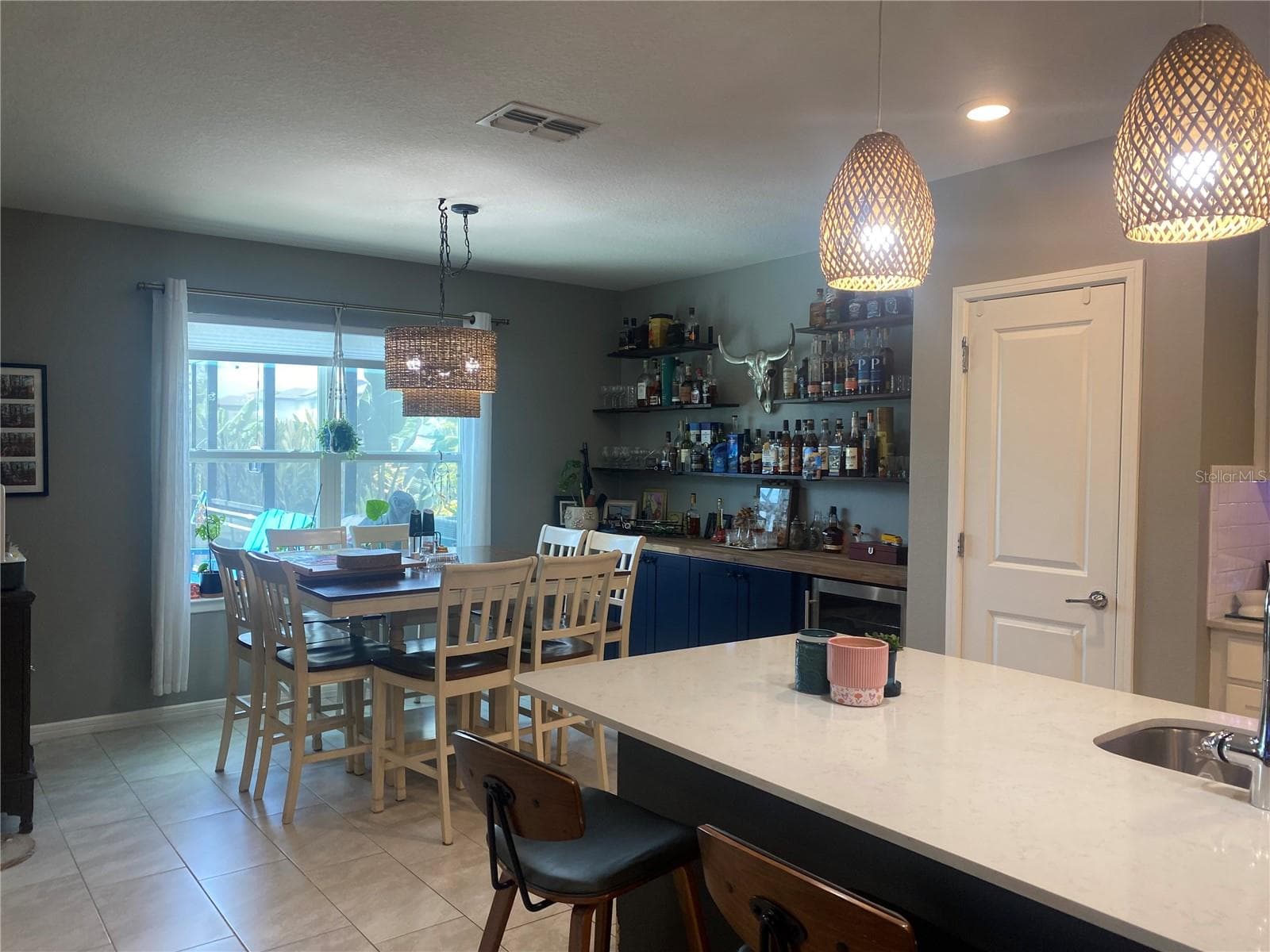 9126 ROYAL RIVER CIRCLE — photo 9 of 53