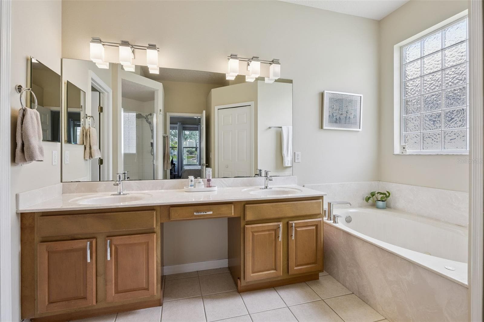 3760 LIBERTY HILL DR — photo 26 of 90