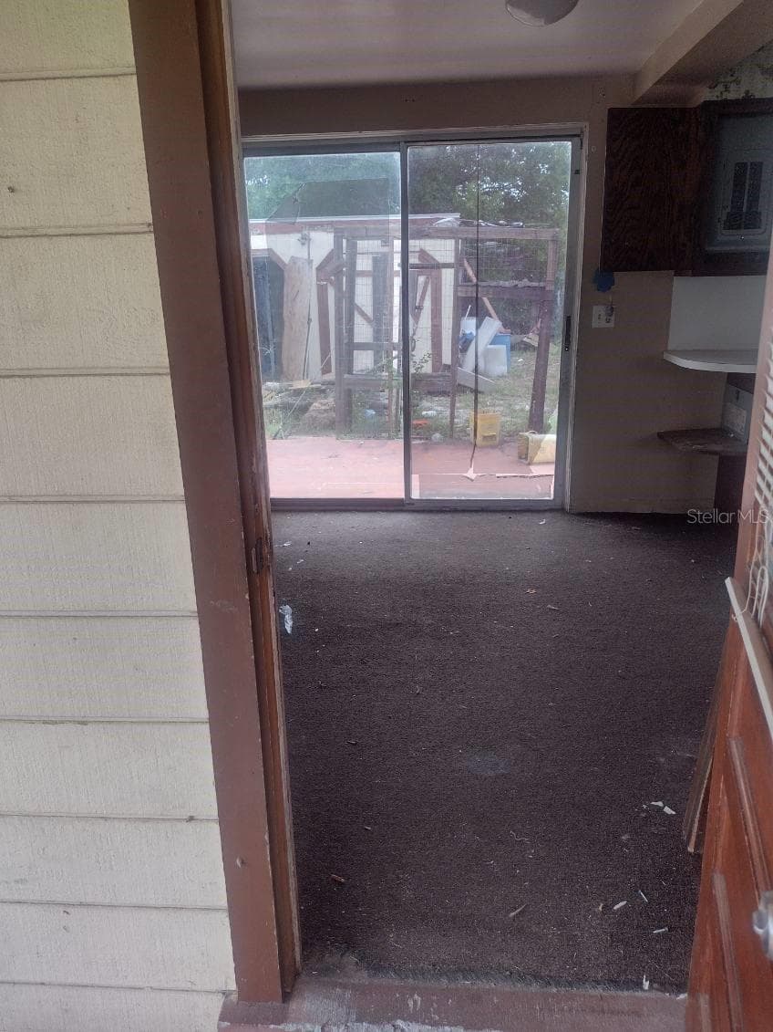 107 LEONA DRIVE — photo 6 of 8