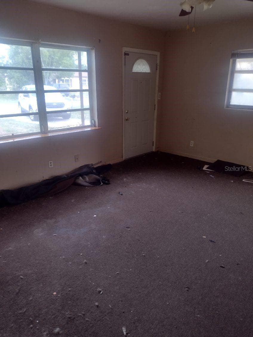 107 LEONA DRIVE — photo 7 of 8