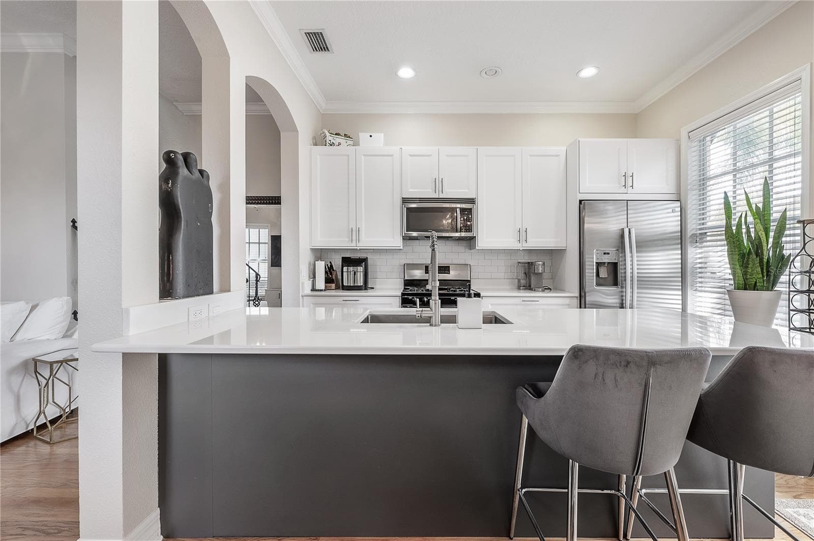 2920 HANSEN MANOR LANE — photo 13 of 49