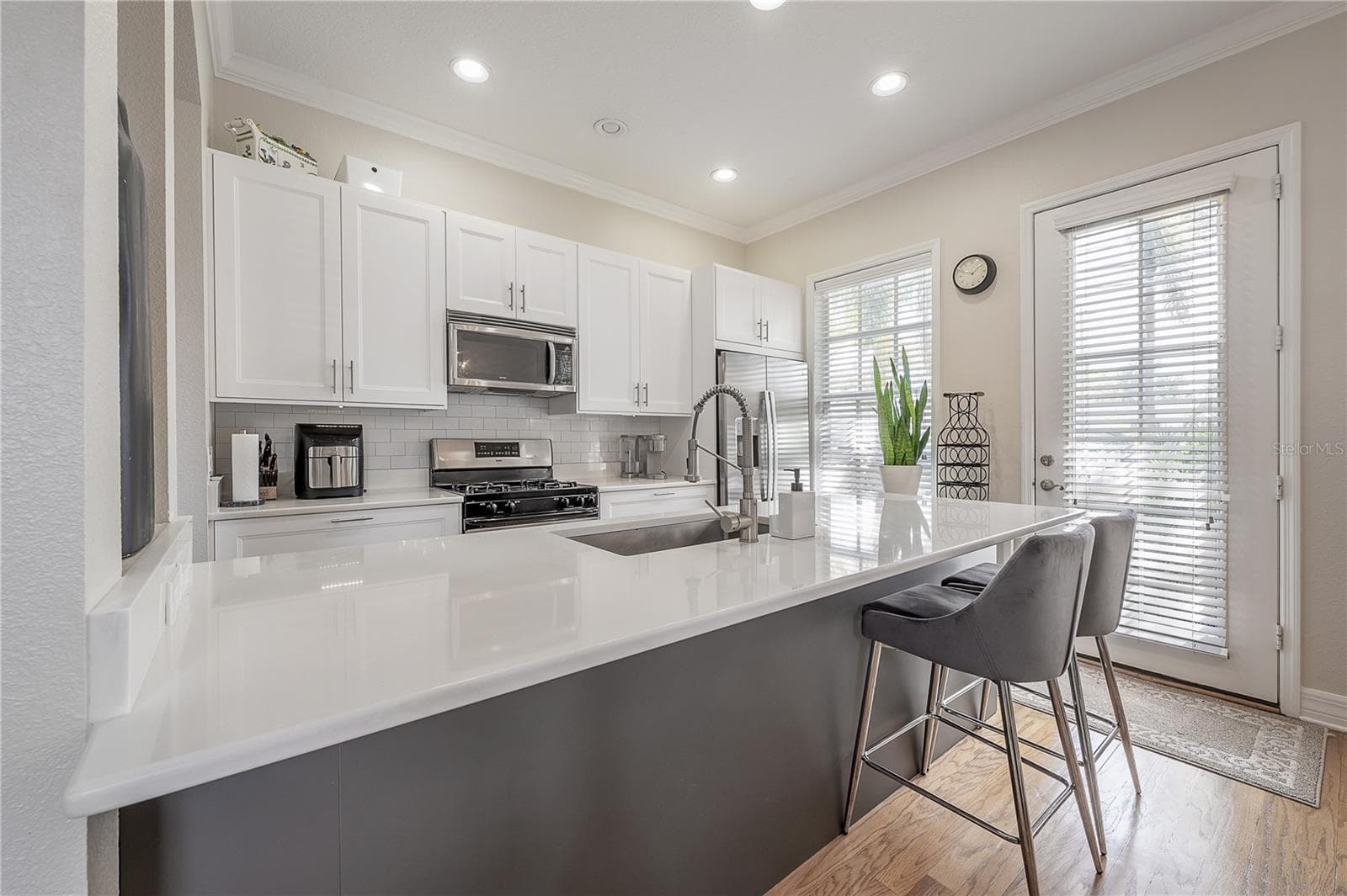 2920 HANSEN MANOR LANE — photo 14 of 49