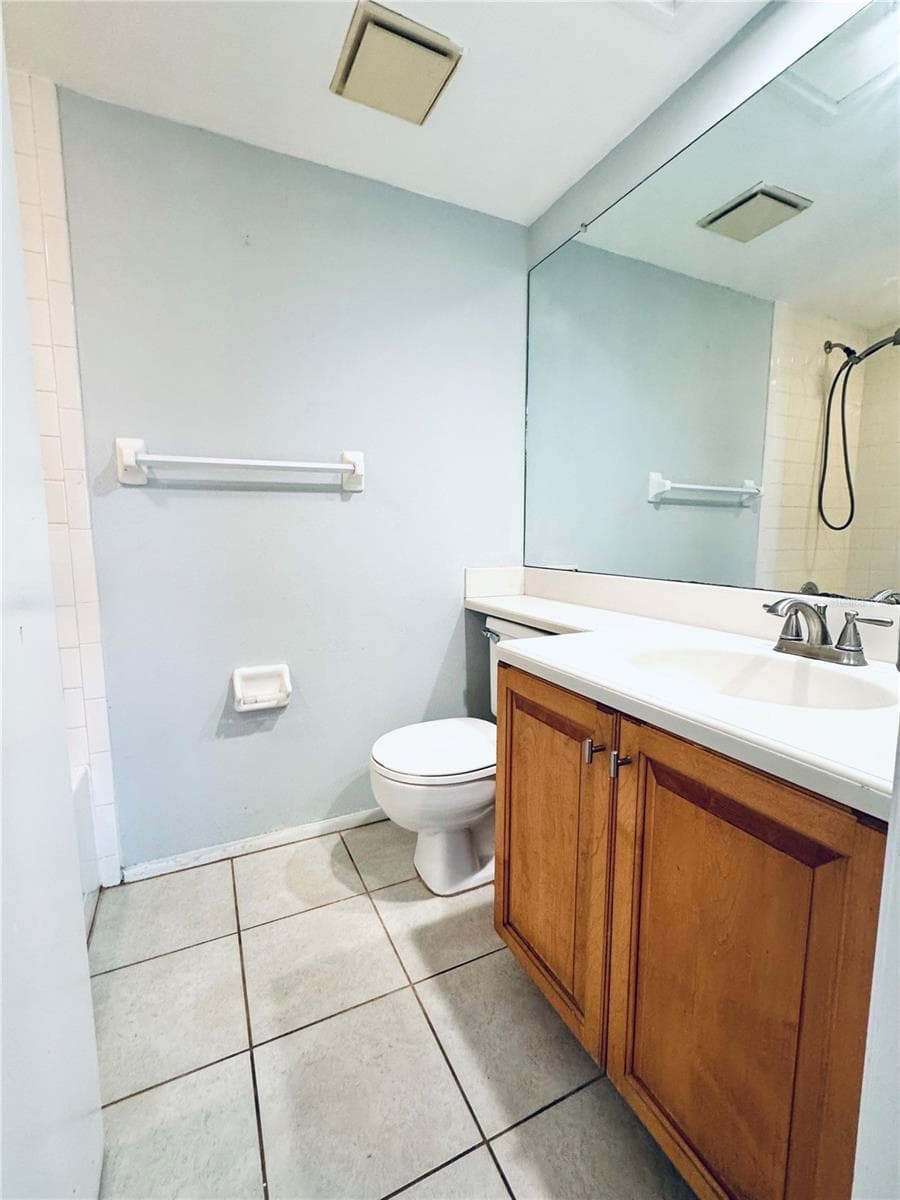 106 WINDWARD PLACE — photo 9 of 13