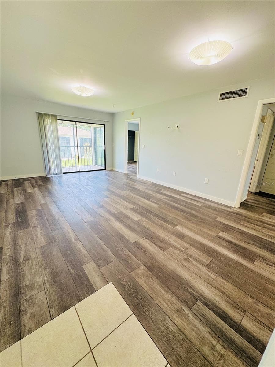 106 WINDWARD PLACE — photo 3 of 13
