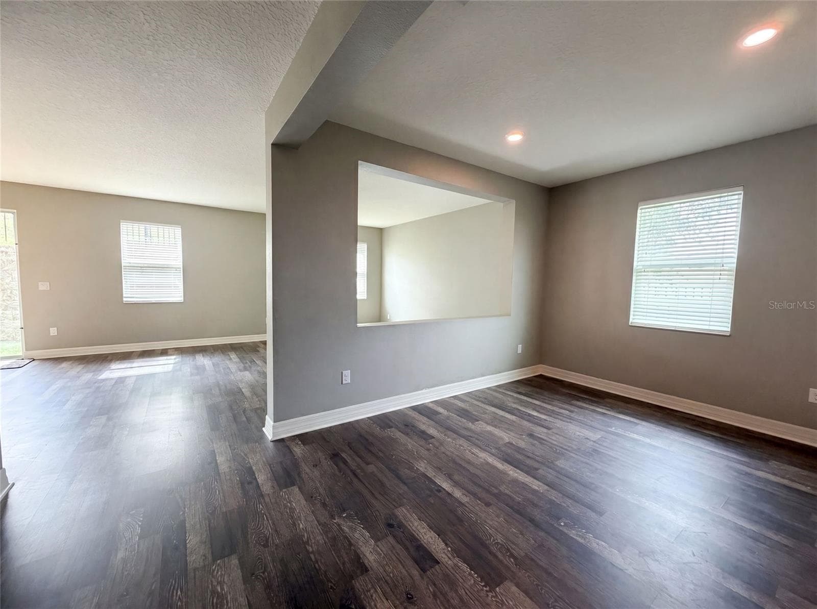 10029 WEATHERS LOOP — photo 8 of 19
