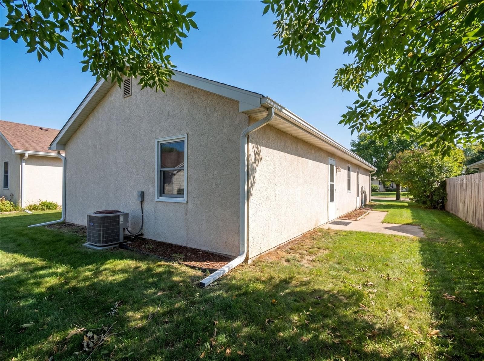 10029 WEATHERS LOOP — photo 5 of 19