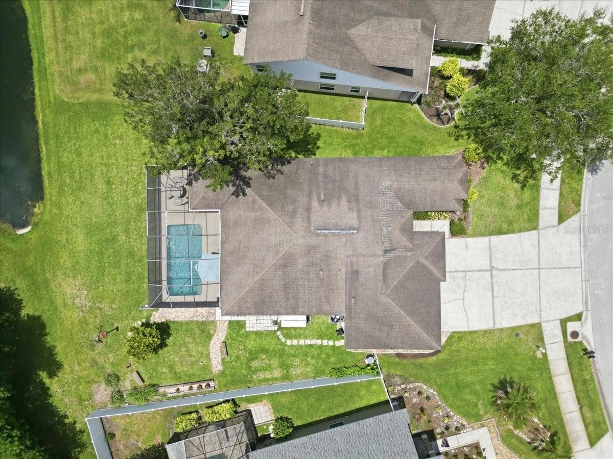 392 TAVERNIER CIRCLE — photo 55 of 59
